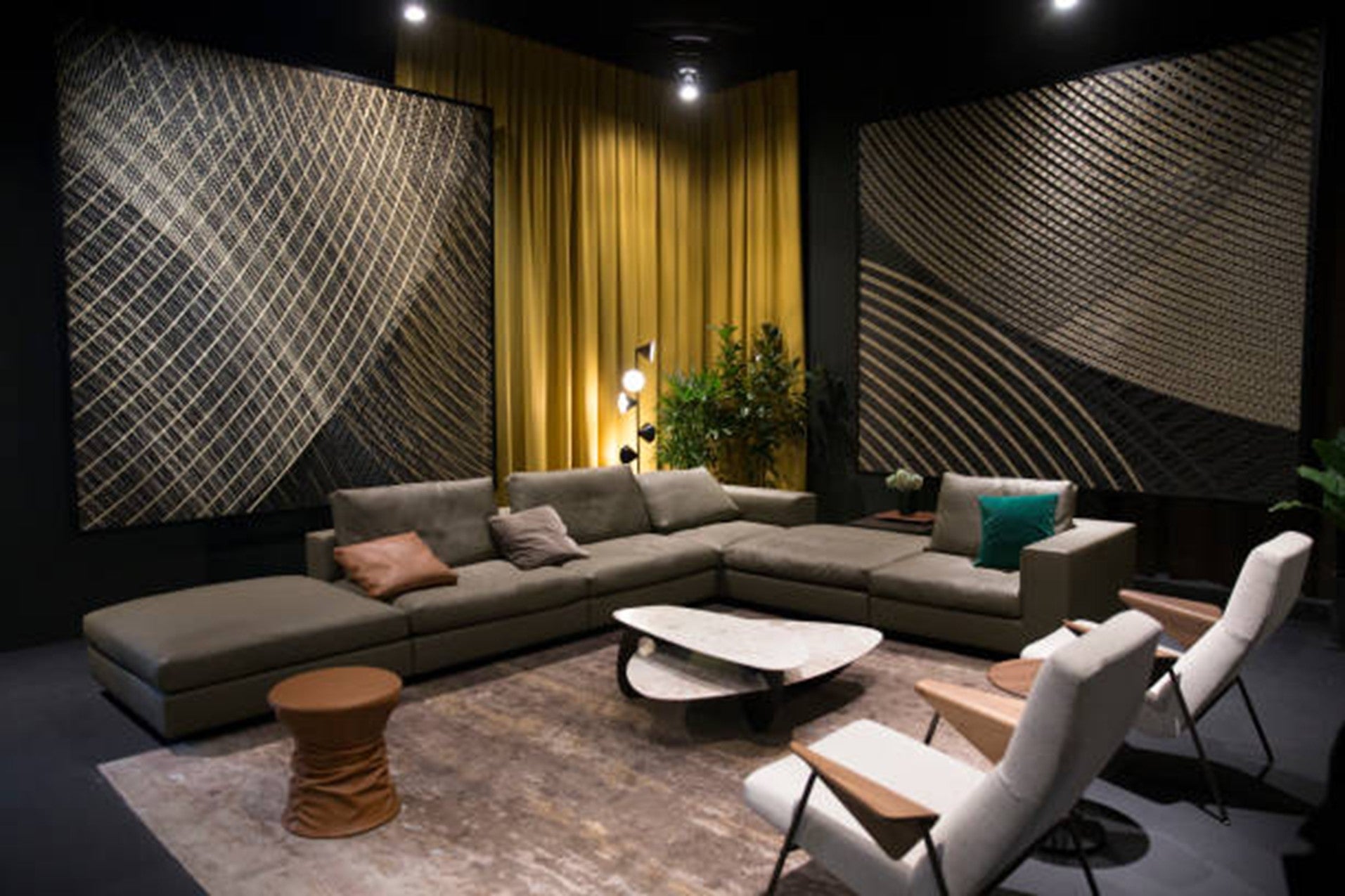 How to Choose Abstract Wall Art That Matches Your Sofa and Rug